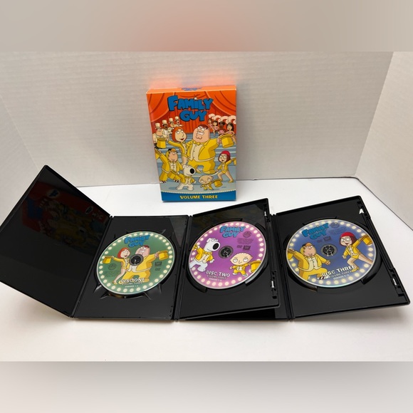 Family Guy Complete DVD Box Set Lot Volume 1-3 (DVD) Great Condition! Stewie! - Picture 7 of 9